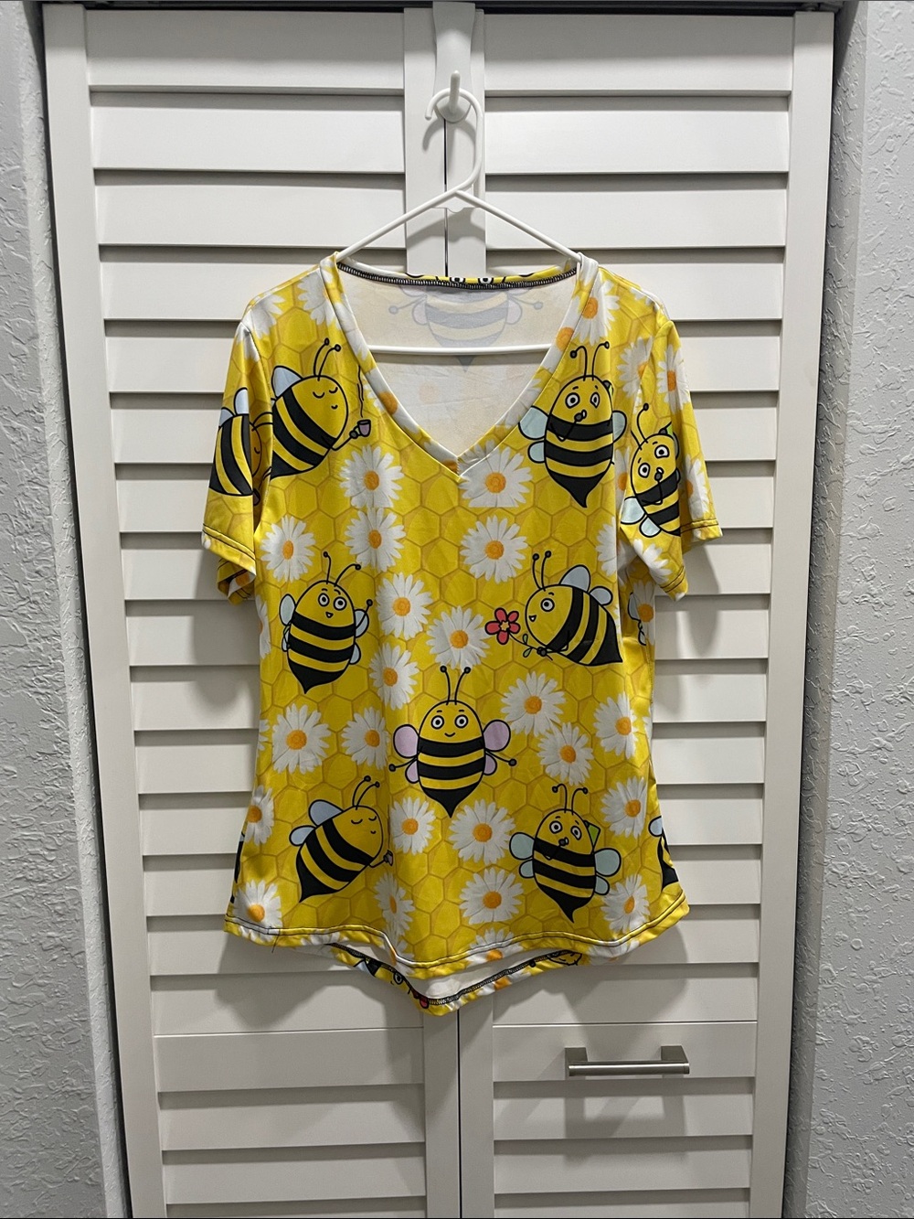 Yellow Bee Print V-Neck Short Sleeve Top